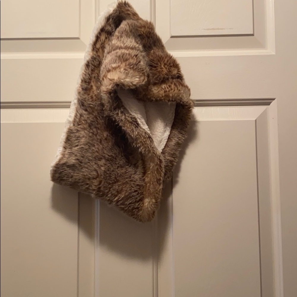 Faux fur scarf